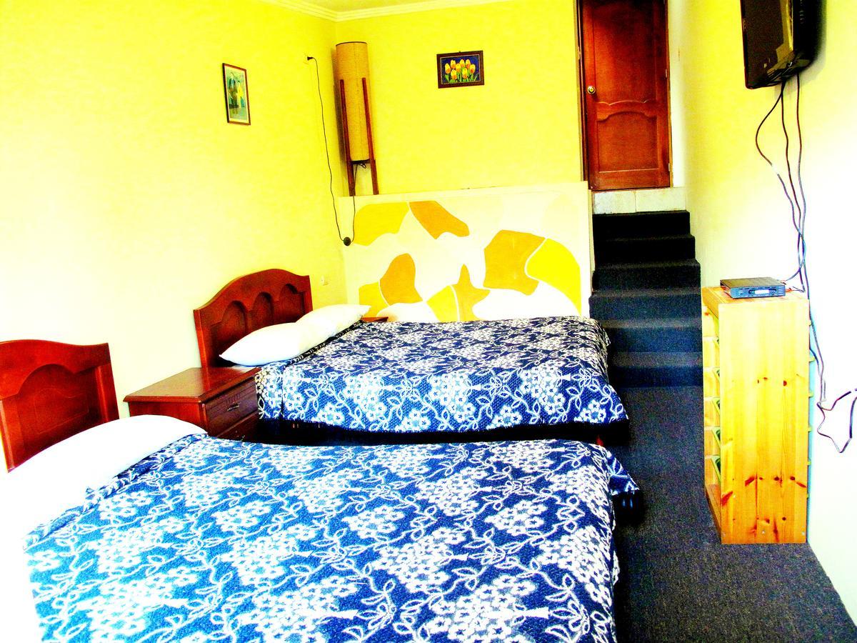 Aqua Hostal Mabel Cuenca Exteriér fotografie